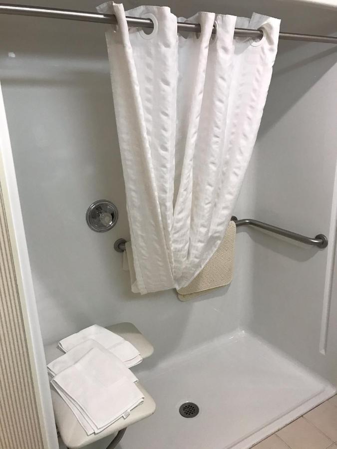 Country Inn & Suites By Radisson, Freeport, Il Экстерьер фото